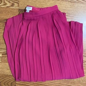 Pleated Pink Midi Skirt